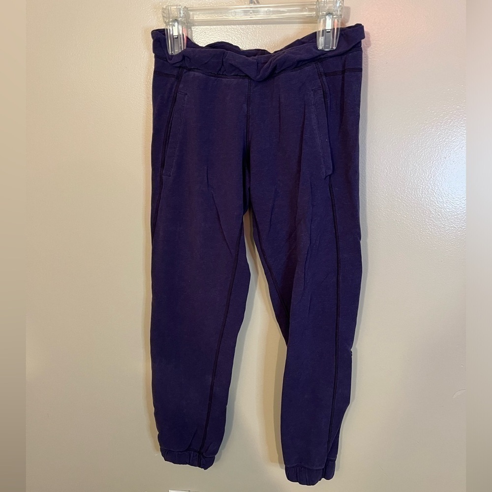 Lululemon Purple Sweatpant Joggers Sz 6 EUC